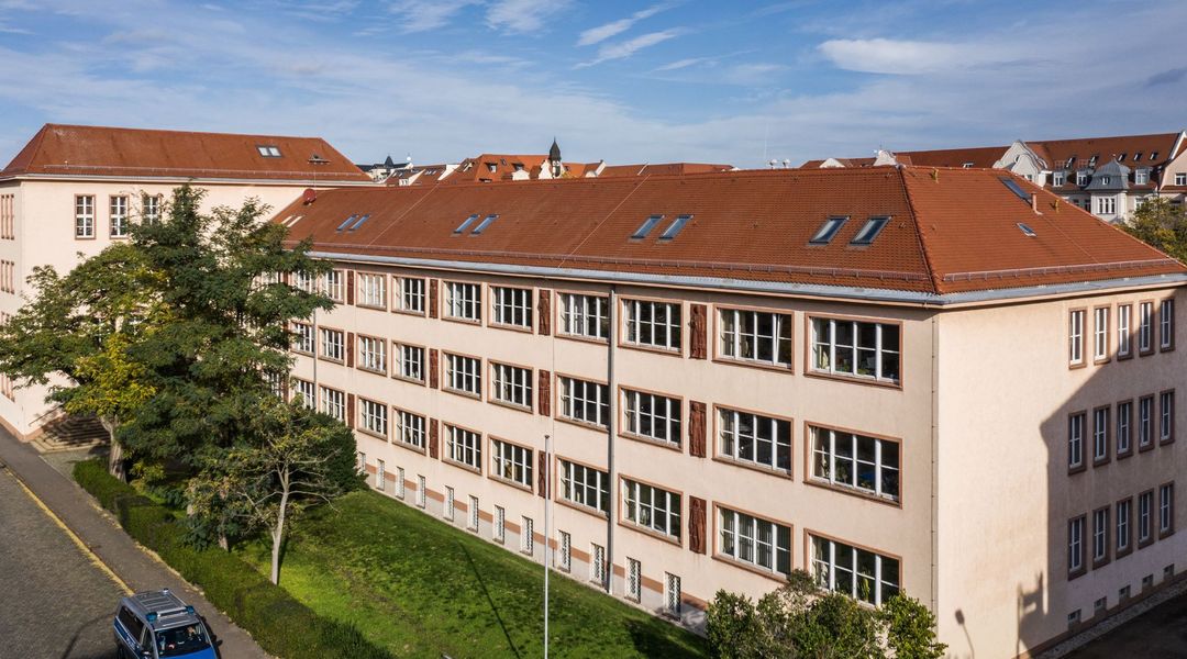 What is a Studienkolleg?